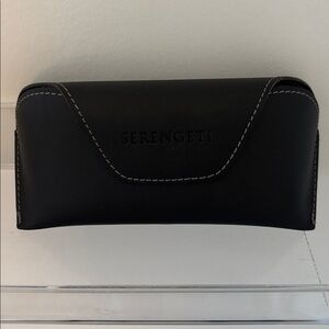 Serengeti Black Sunglasses Semi Hard Case magnetic closure